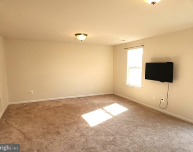 80 Clydesdale Lane - Photo Thumbnail 37