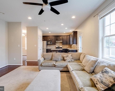 1236 Frances Place - Photo Thumbnail 18