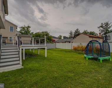 1236 Frances Place - Photo Thumbnail 65