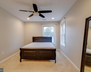 1236 Frances Place - Photo Thumbnail 47