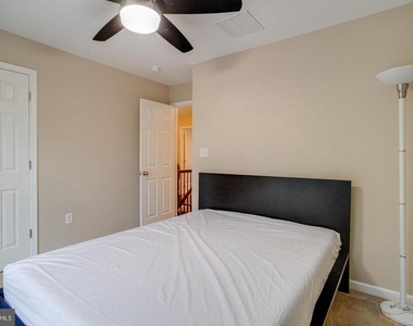 1236 Frances Place - Photo Thumbnail 44