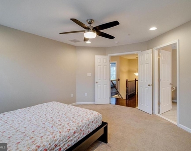 1236 Frances Place - Photo Thumbnail 33