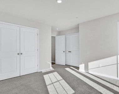 3 Merion Avenue - Photo Thumbnail 5