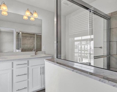 3 Merion Avenue - Photo Thumbnail 9