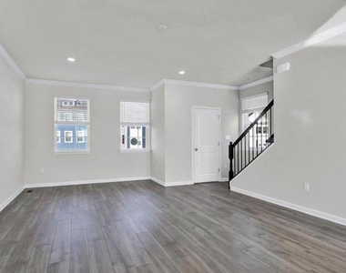 3 Merion Avenue - Photo Thumbnail 4