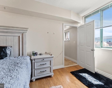 414 Water Street - Photo Thumbnail 26