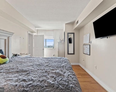 414 Water Street - Photo Thumbnail 25