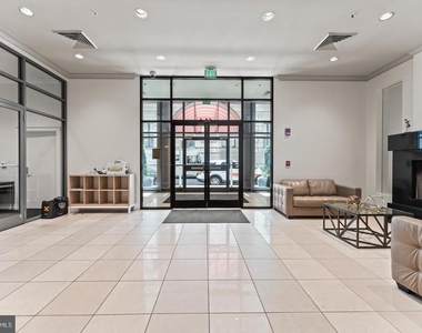 414 Water Street - Photo Thumbnail 7