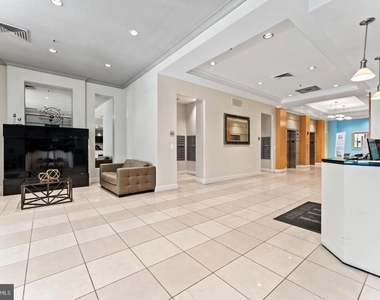 414 Water Street - Photo Thumbnail 6