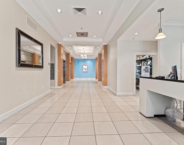 414 Water Street - Photo Thumbnail 5