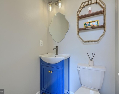 1306 Creekland Court - Photo Thumbnail 5