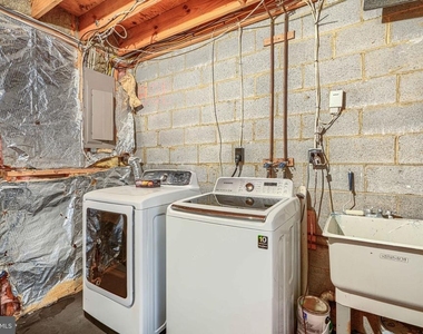 1306 Creekland Court - Photo Thumbnail 38