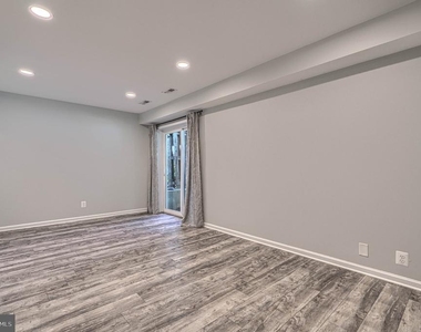 1306 Creekland Court - Photo Thumbnail 36