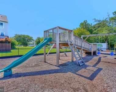 1306 Creekland Court - Photo Thumbnail 53