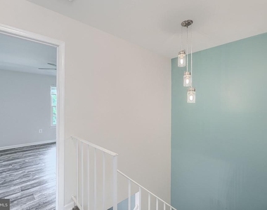 1306 Creekland Court - Photo Thumbnail 26