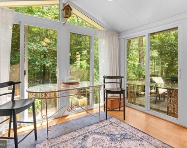 2557 Jigger Way - Photo Thumbnail 25