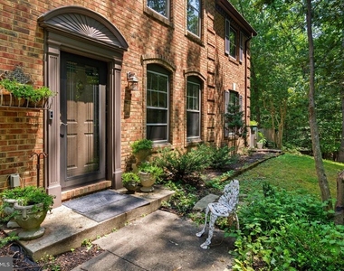 2557 Jigger Way - Photo Thumbnail 52