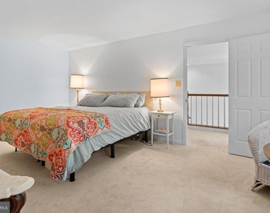 2557 Jigger Way - Photo Thumbnail 41