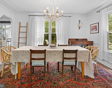 2557 Jigger Way - Photo Thumbnail 13
