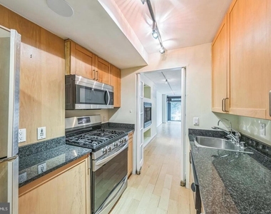 1520 16th Street Nw - Photo Thumbnail 7