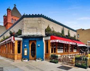 1711 Massachusetts Avenue Nw - Photo Thumbnail 21