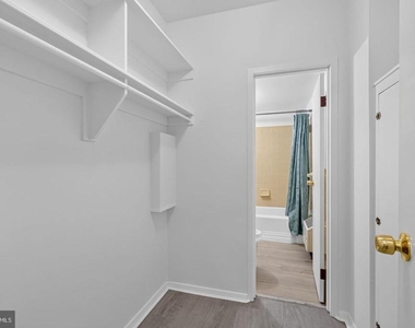 1711 Massachusetts Avenue Nw - Photo Thumbnail 13