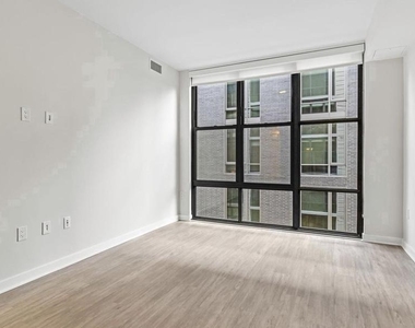 4000 Wisconsin Avenue Nw - Photo Thumbnail 40