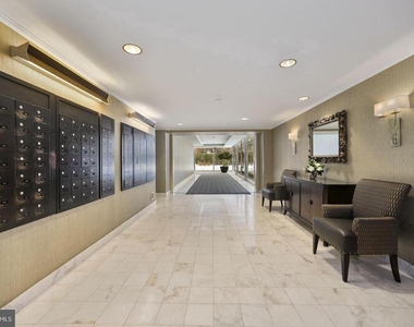 4201 Cathedral Avenue Nw - Photo Thumbnail 42