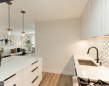 4201 Cathedral Avenue Nw - Photo Thumbnail 15