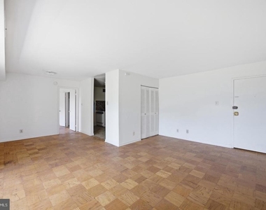 1303 Congress Street Se - Photo Thumbnail 7