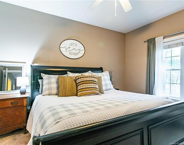 7000 Pine Road - Photo Thumbnail 9