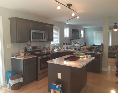 220 Whistling Swan Drive - Photo Thumbnail 14