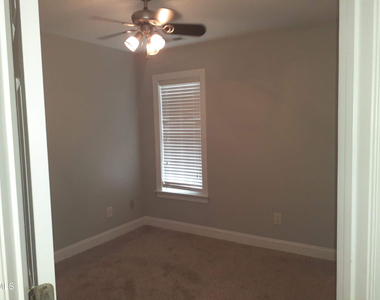 220 Whistling Swan Drive - Photo Thumbnail 4