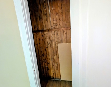 6711 North Greenview Avenue - Photo Thumbnail 11
