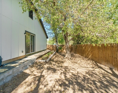 7600 E Woodstone Cv - Photo Thumbnail 17