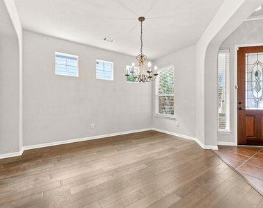 15616 Belfin Dr - Photo Thumbnail 2
