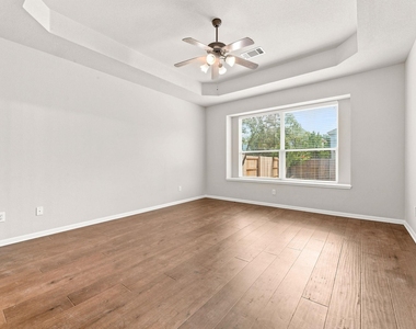 15616 Belfin Dr - Photo Thumbnail 9