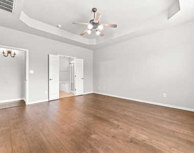 15616 Belfin Dr - Photo Thumbnail 13