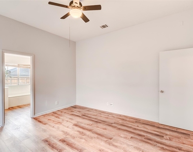 3507 Crownover St - Photo Thumbnail 17