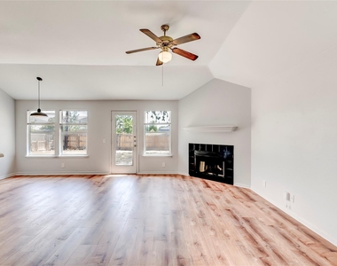 3507 Crownover St - Photo Thumbnail 7