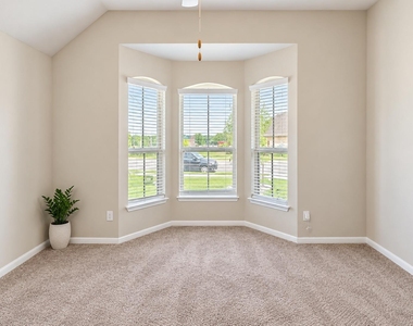 2021 Garretts Way - Photo Thumbnail 2