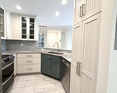 500 Sandiron Circle - Photo Thumbnail 13