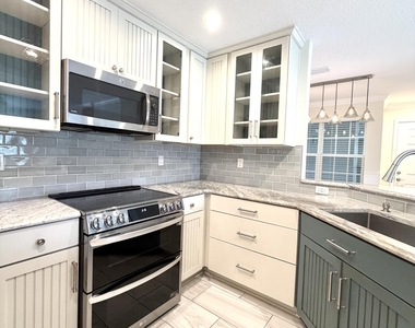 500 Sandiron Circle - Photo Thumbnail 1