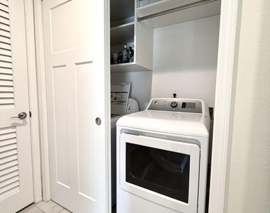 500 Sandiron Circle - Photo Thumbnail 15