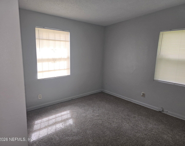 4324 Detaille Drive - Photo Thumbnail 7