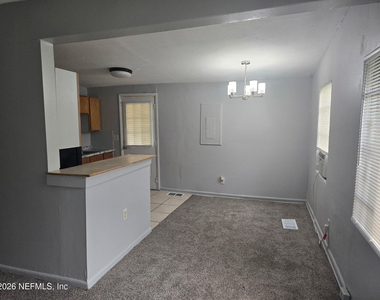 4324 Detaille Drive - Photo Thumbnail 4