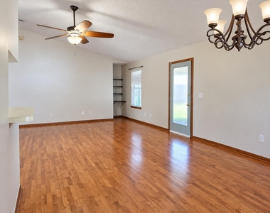 9089 Forgemaker Court - Photo Thumbnail 8