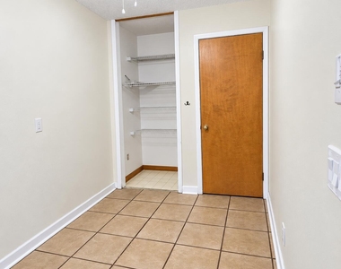 9089 Forgemaker Court - Photo Thumbnail 10
