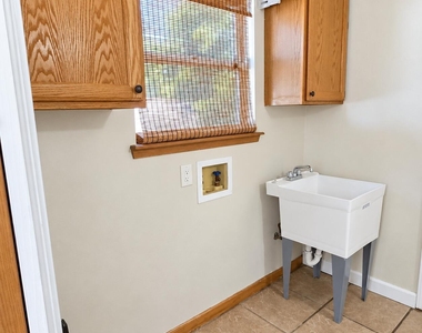 9089 Forgemaker Court - Photo Thumbnail 9