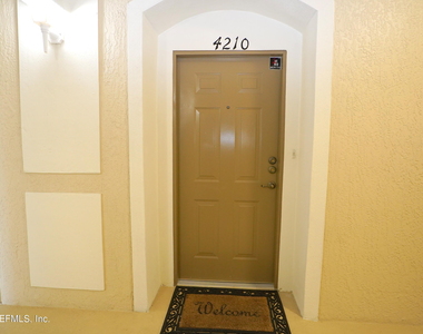 7801 Point Meadows Drive - Photo Thumbnail 2